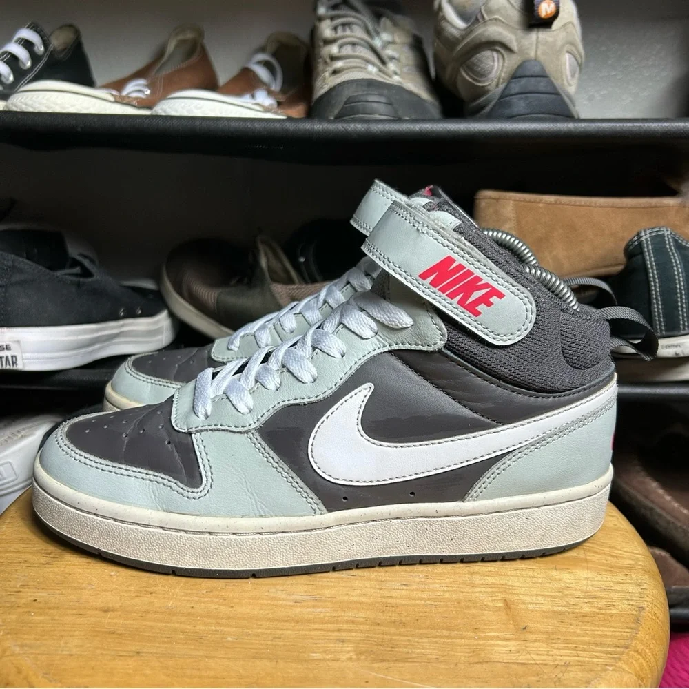 Nike court borough mid grey white